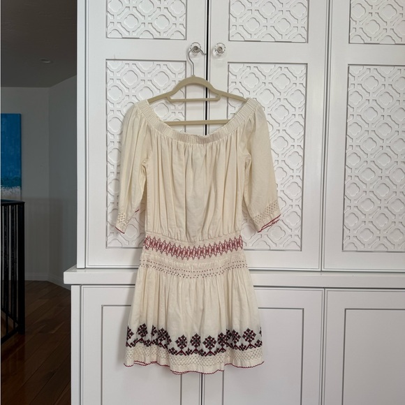 Tularosa White Off-Shoulder Embroidered Blouse - Picture 4 of 5